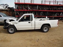 1991 MITSUBISHI MIGHT MAX PICK UP WHITE 2.4 MT 2WD 214001